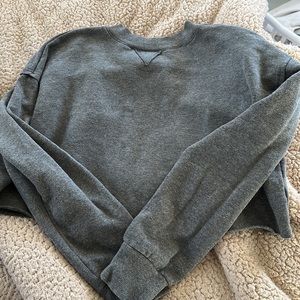 Cropped sweatshirt
